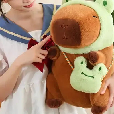 Détails des finitions de la peluche d'éveil capybara