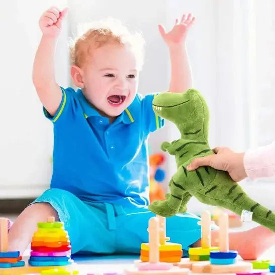 Détails des finitions de la peluche d'éveil dinosaure