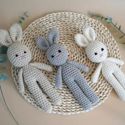 Doudou en crochet trois variants