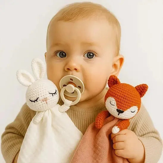 Doudou lapin rassurant en situation