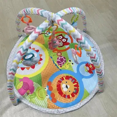 Aire de jeu interactive pour enfant avec motifs animaux colorés