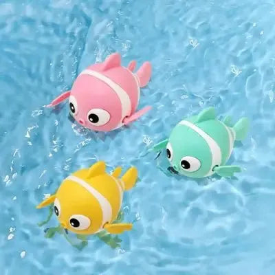Poissons aquatiques colorés captivant l'imagination des tout-petits
