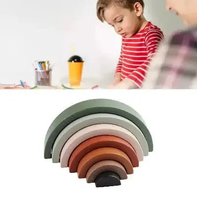 Finitions du jouet montessori en bois, vert marron