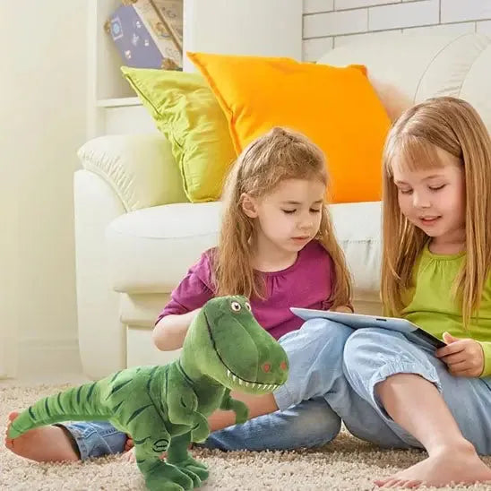 Grande peluche dinosaure démontrant son confort d'utilisation