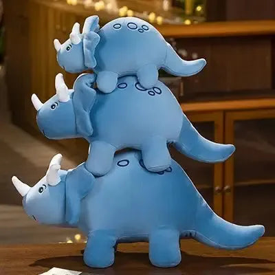 Grande peluche dinosaure démontrant son confort d'utilisation