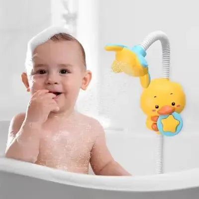 Jouet baignoire bébé, dans un bain moussant