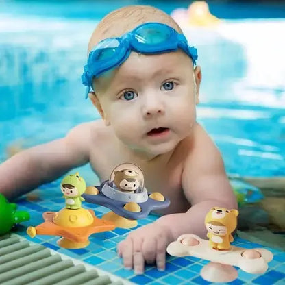 Bébé explorant joyeusement piscine avec compagnons flottants ludiques