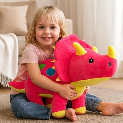 Peluche dinosaure rouge avec une jeune fille
