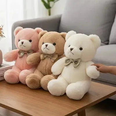 Peluche ours douce démontrant son confort d'utilisation