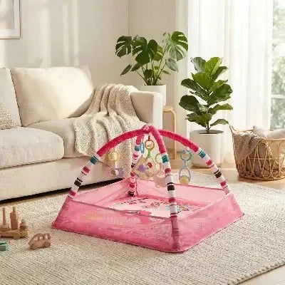 Espace de jeu interactif pour bébé avec arches colorées